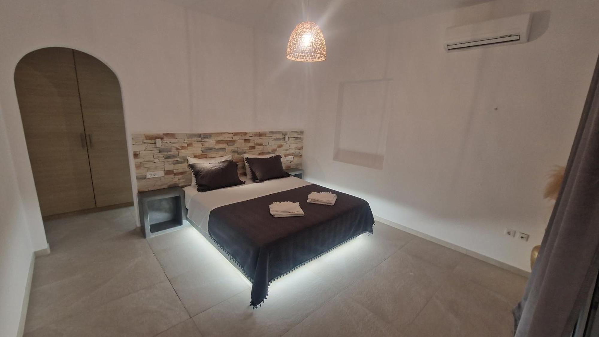 Mykonian Tramonti Villas Mykonos Town エクステリア 写真